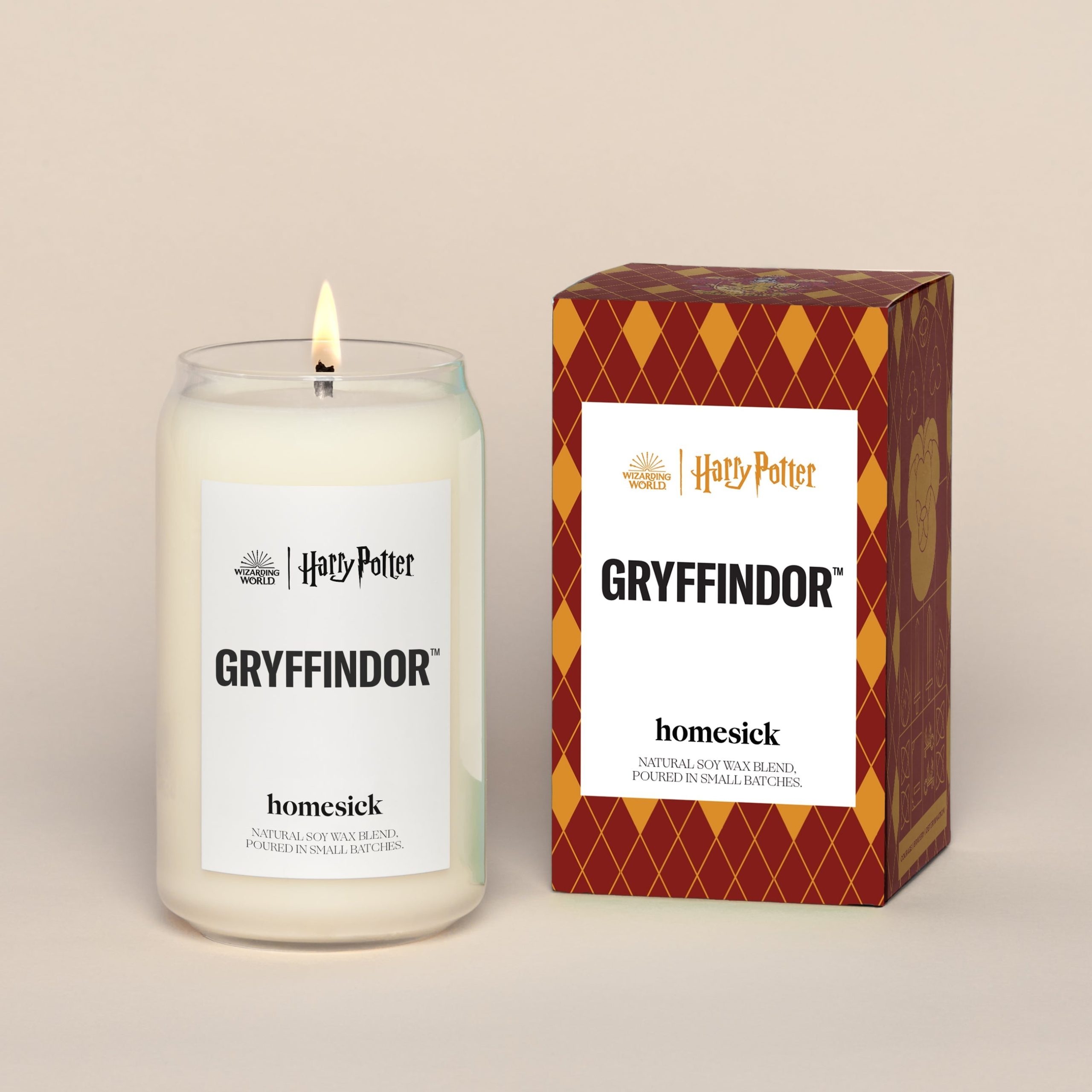 HMS.Gryffindor.Candle.Ecom_.1_0e4d7355-4814-4e77-838b-8e12abc477ac.jpg