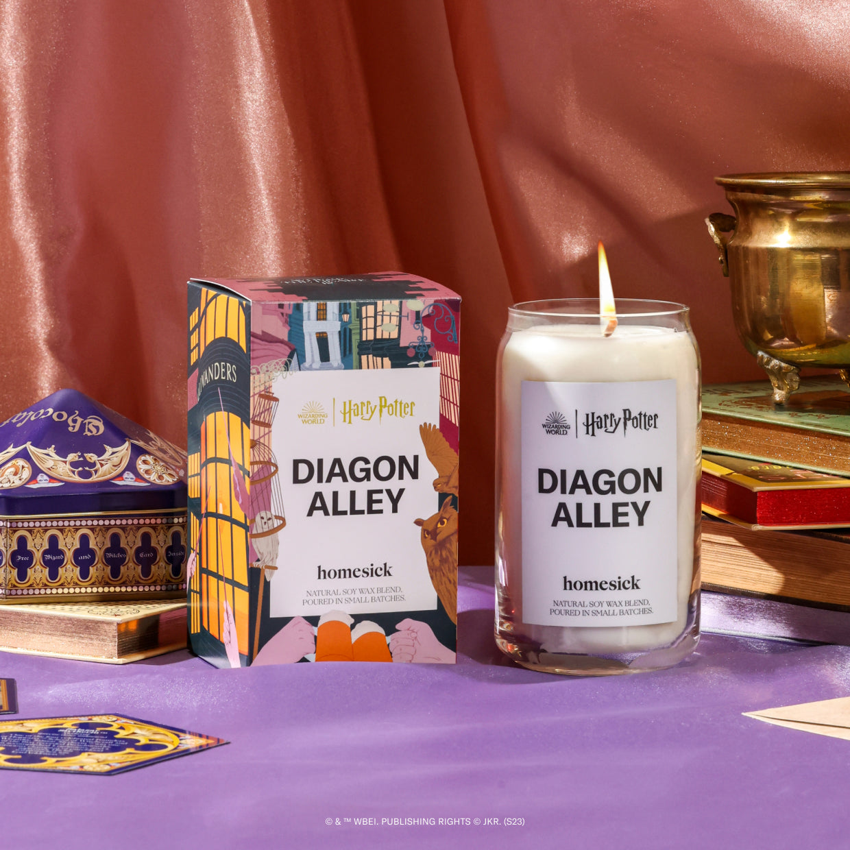 HMS.Harry_.Potter.Diagon.Alley_.Candle.1.Ecom_.PDP_.3.jpg