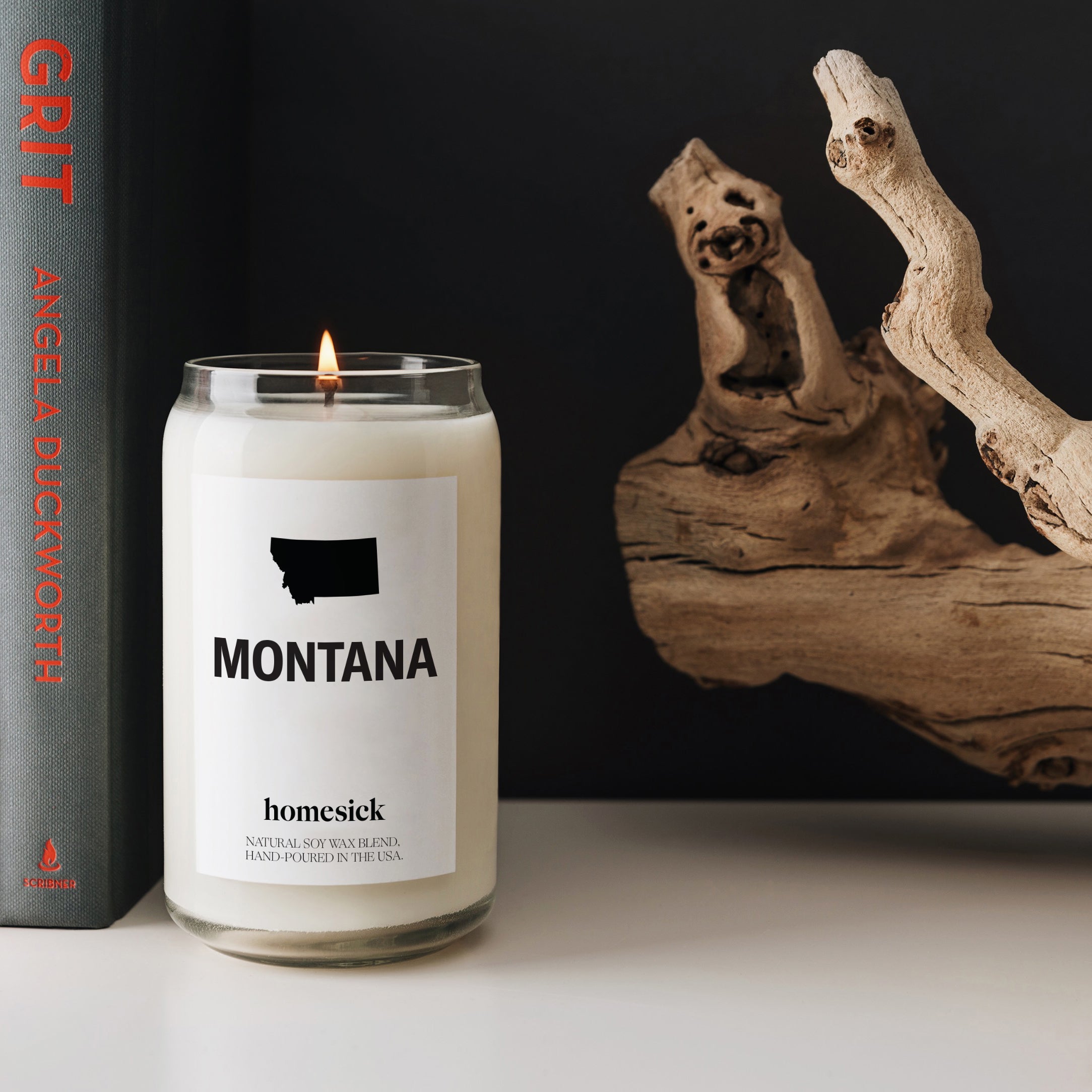 HMS.Montana.Candle.Ecom_.3.jpg